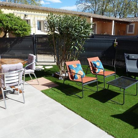 Appart Cosy Avec Son Exterieur Chaleureux,Piscine Et Parking Prive フォンヴィエイユ エクステリア 写真