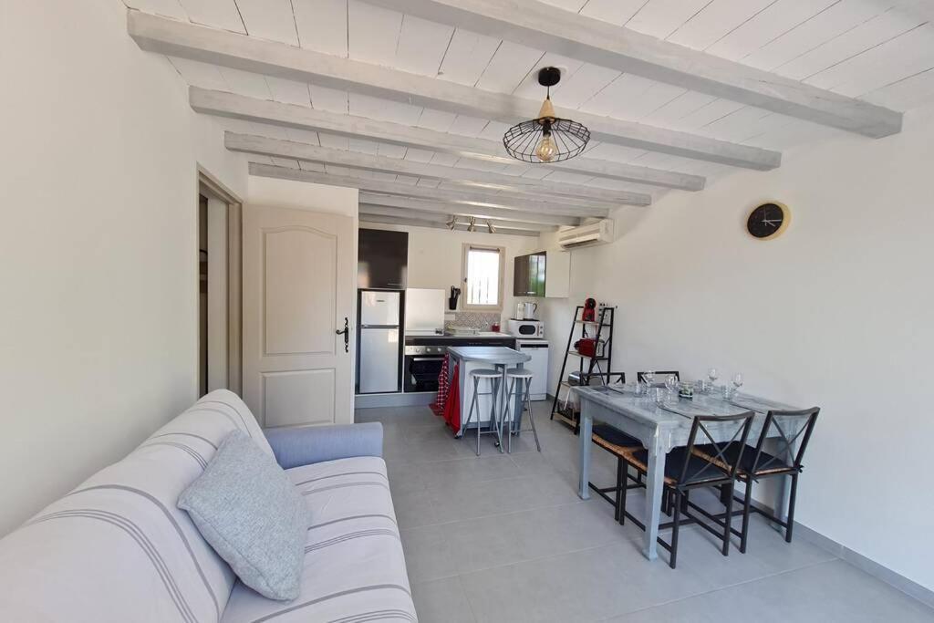 Appart Cosy Avec Son Exterieur Chaleureux,Piscine Et Parking Prive フォンヴィエイユ エクステリア 写真