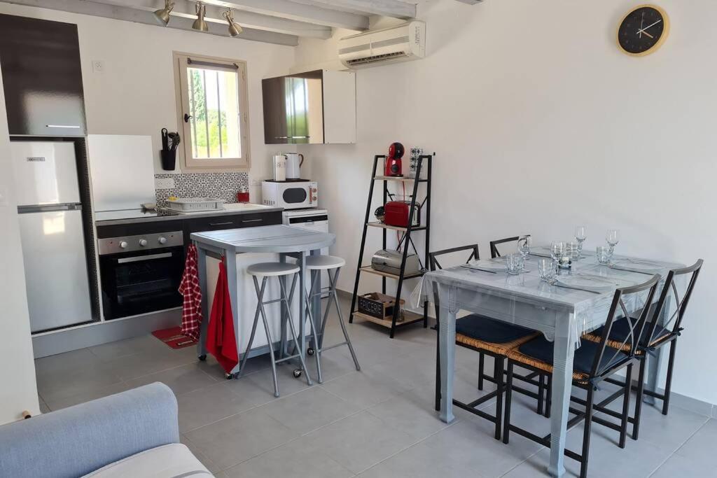 Appart Cosy Avec Son Exterieur Chaleureux,Piscine Et Parking Prive フォンヴィエイユ エクステリア 写真